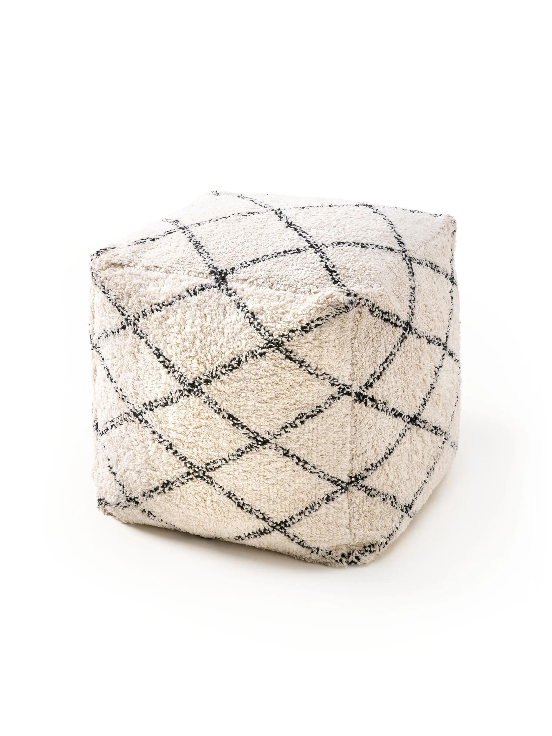 POUF Naomi Cream 45x45x45 cm - Creme, Textil (45/45/45cm) - benuta Nest