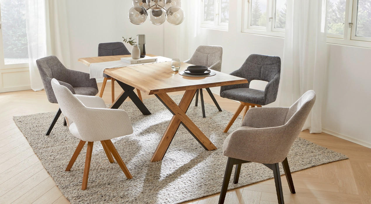 Esszimmer aus Massivholz