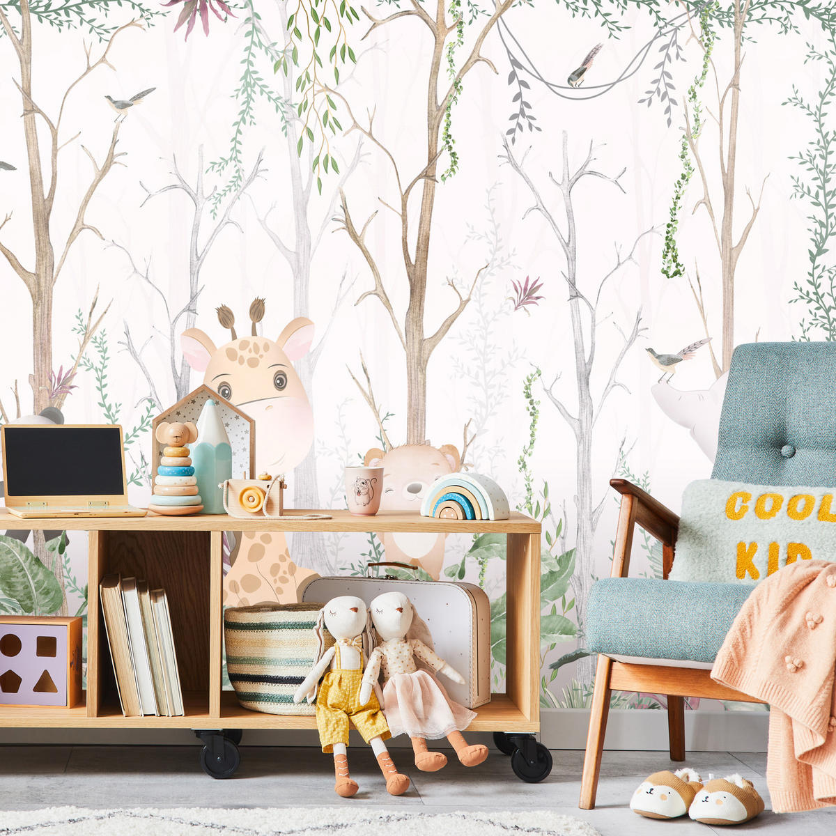 FOTOTAPETE für Kinderzimmer Märchenhafte Tiere Wald Bäume Pflanzen 500x350 - Beige/Rosa, Papier (500/350cm) - Muralo