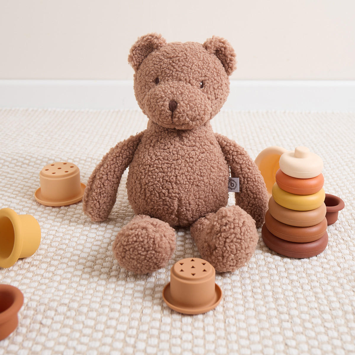 KUSCHELTIER Bär Groß - ab Geburt - Braun, Textil (23/37cm) - Bieco Spielwaren