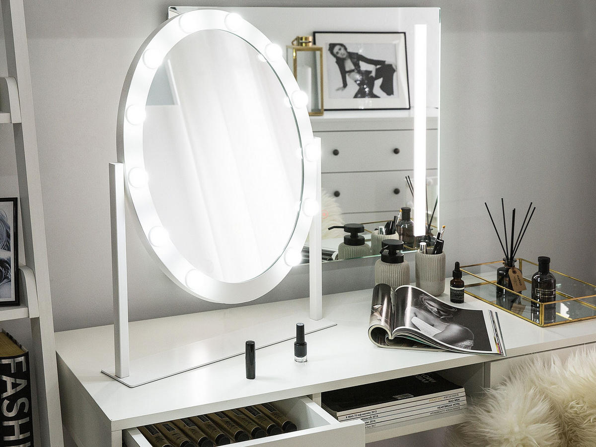 BADSPIEGEL mit LED-Beleuchtung oval 50/60 cm Rostrenen - Weiß, Metall (55/60/3cm) - Beliani