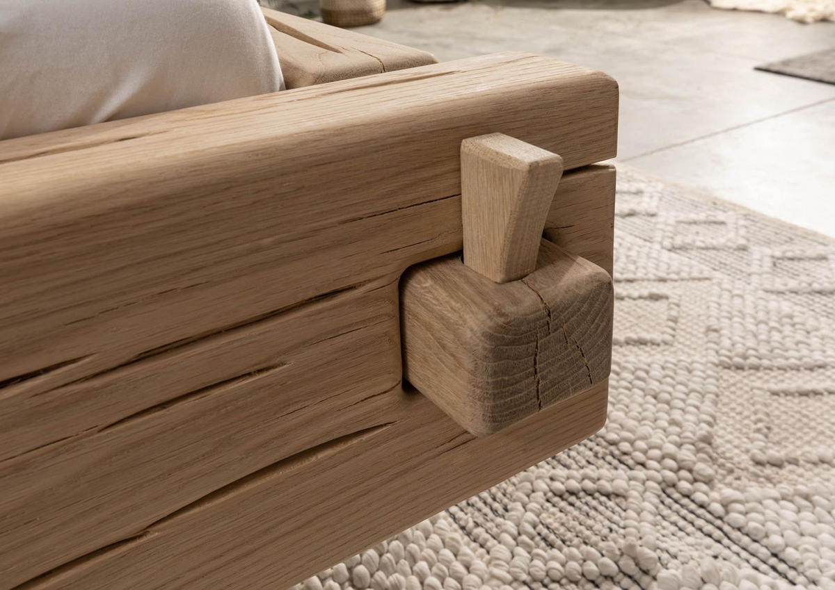 BETT Massivholz Eiche 160 x 200 x 85 natur OAK HEART #02 - Braun, Holz (160/200cm) - Massivmoebel24