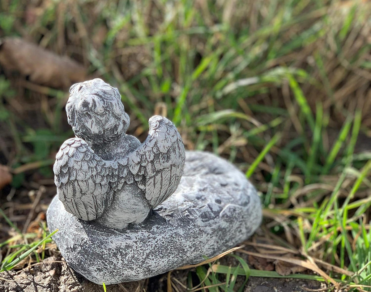 STEINFIGUR Grabschmuck Engel Stein sitzend Inschrift frostfest - Grau, Stein (13/12/8cm) - stoneandstyle