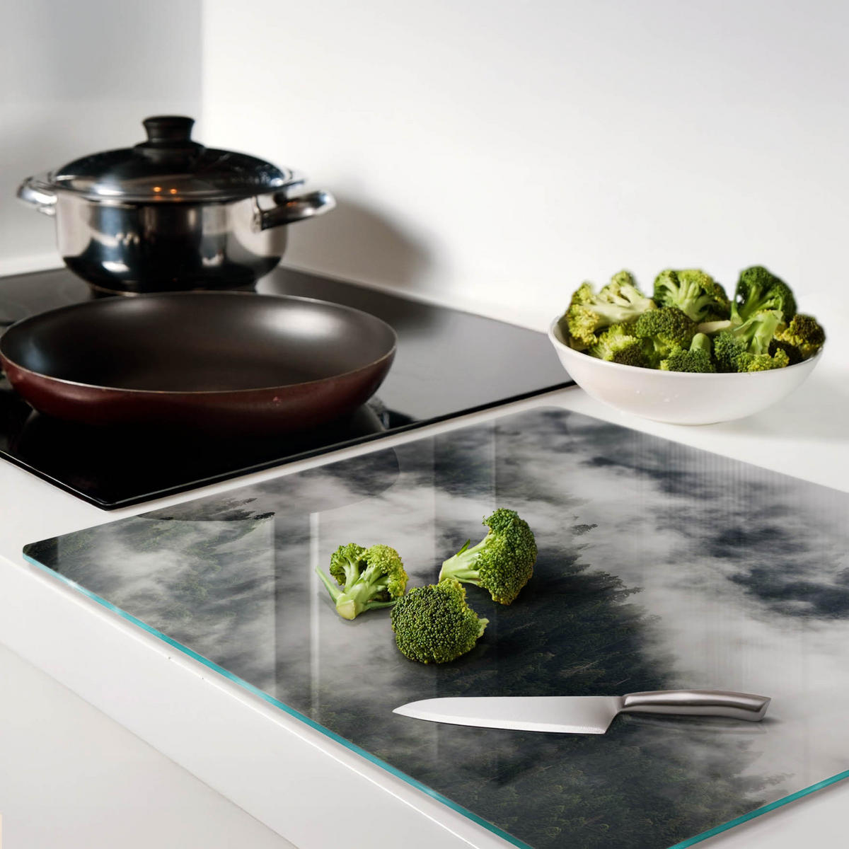 GLASPLATTE 60x52 cm Nebelwald - Grau, Glas (60/0.4/52cm) - TULUP