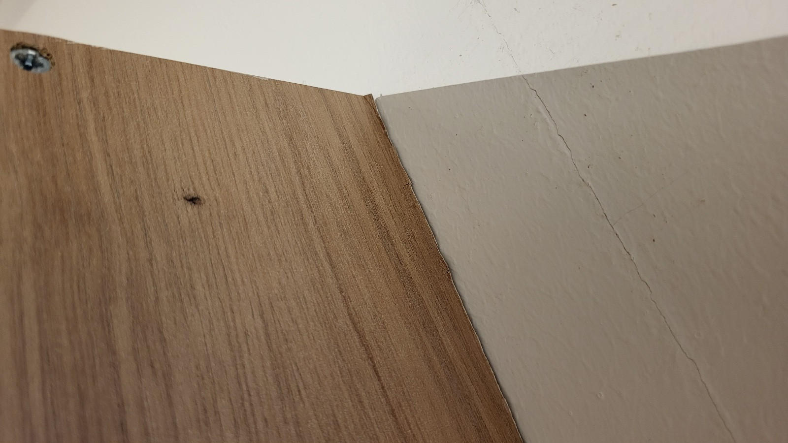 Omara z drsnimi vrati OLDENBURG artisan hrast, sivo steklo - razstavni eksponat - Ti'me