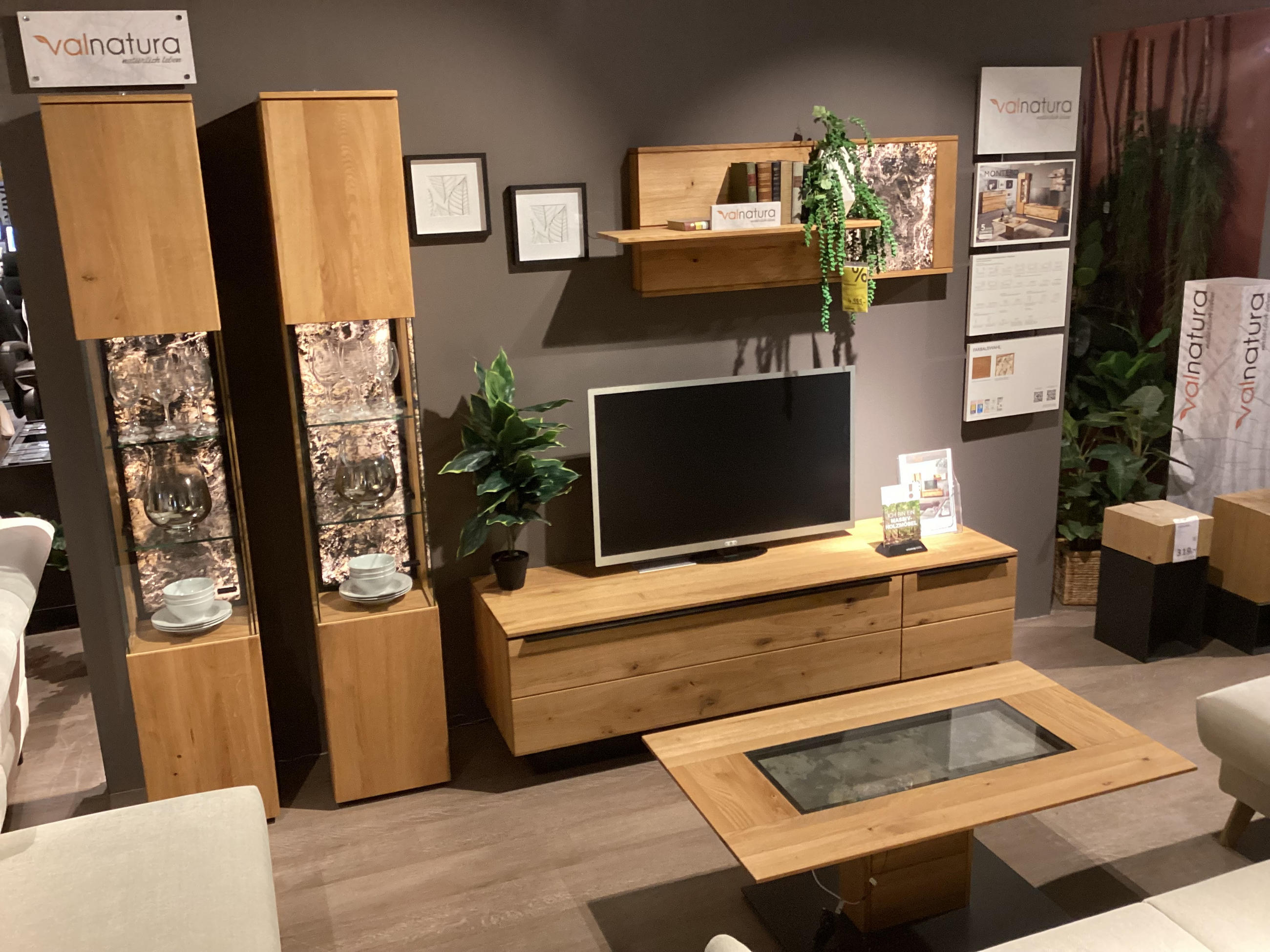 Wohnwand“MONTERO“ Ausstellungsstück - Valnatura