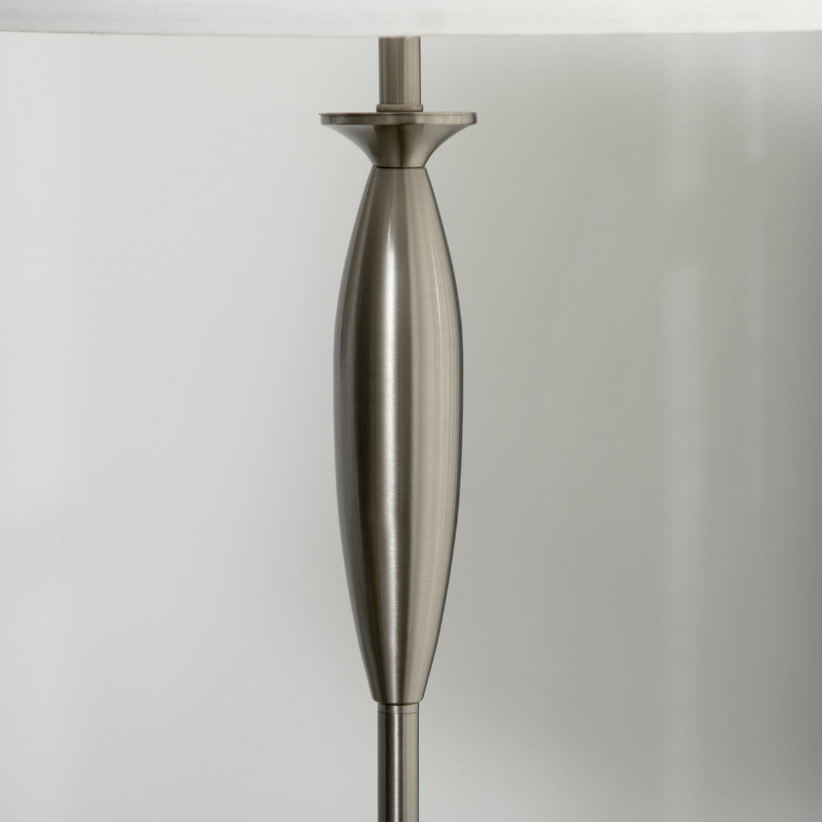 STEHLEUCHTE 3-tlg Lampenset Stehlampe 162cm Tischlampen 70cm Silber-Weiß für Wohnzimmer - Silberfarben, Metall (38/38/162cm) - Raelunyi