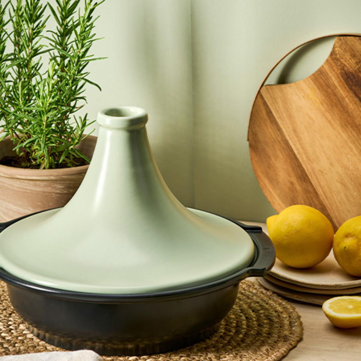TAGINE Atlas Salbeigrün Aluminium Keramikdeckel für alle Herdarten - Grün, Keramik (32.8/30.2/24cm) - PEUGEOT