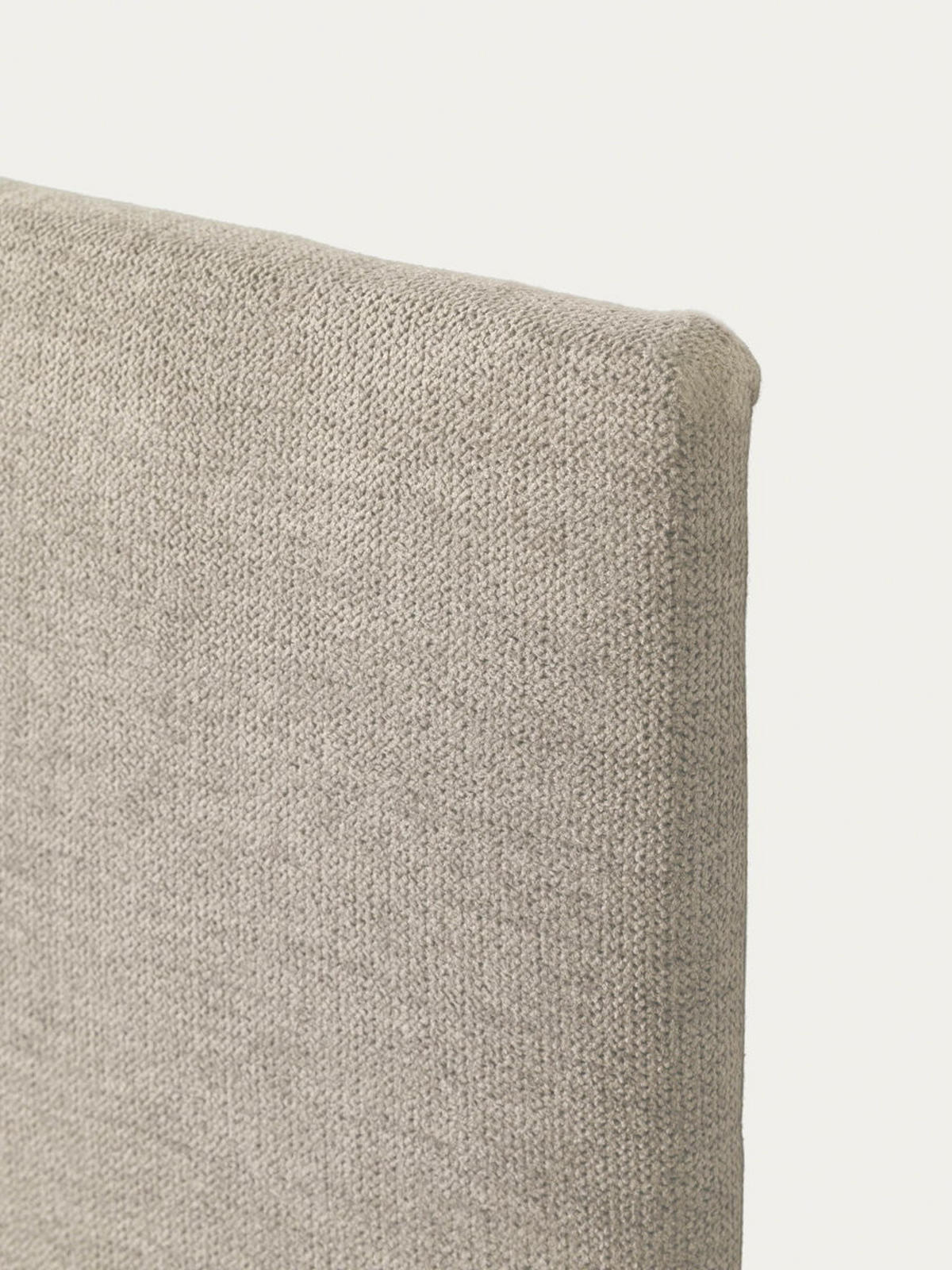 KOPFTEIL Ilan Beige 165 cm x 52 cm - Beige, Textil (165/52/3cm) - Kenay Home