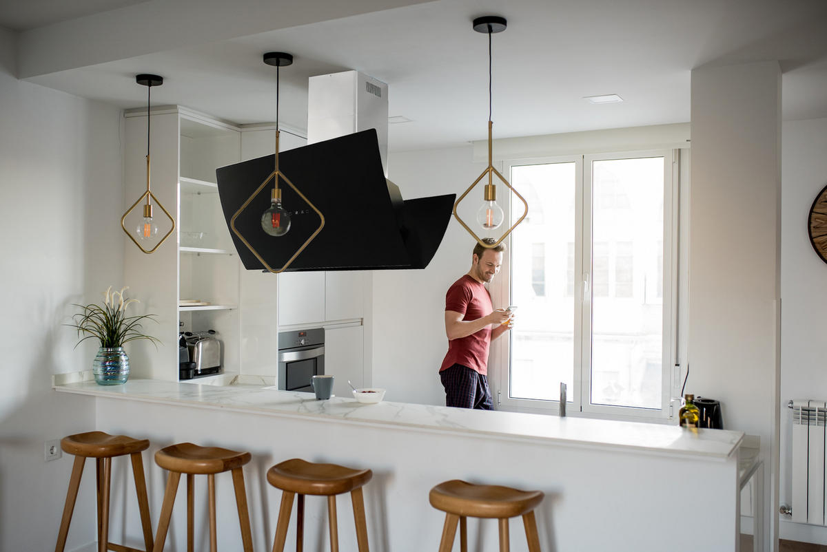 DUNSTABZUGSHAUBE AI 9415 Eco 90 cm Schwarz - Schwarz, Glas/Metall (90/98.5/81.5cm) - Kaiser Küchengeräte