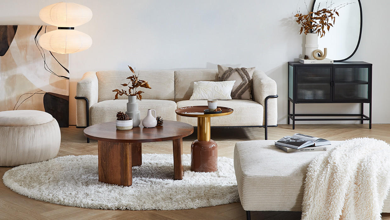 weisses sofa, lampe