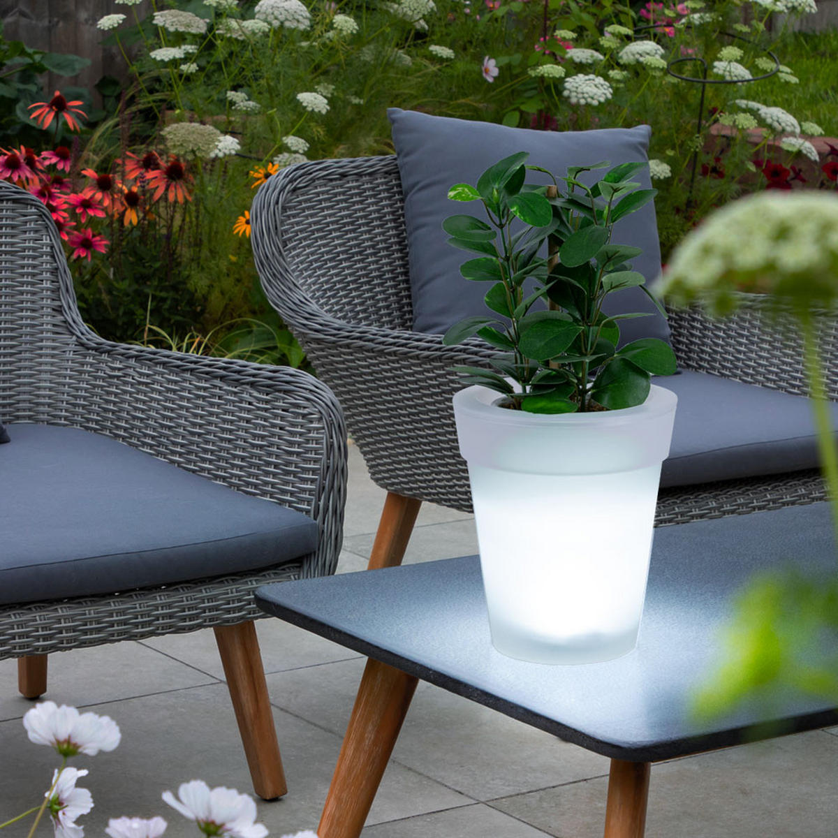 LED AUSSENLEUCHTE Blumentopf Weiß satiniert - Weiß, Kunststoff (17/17/19cm)