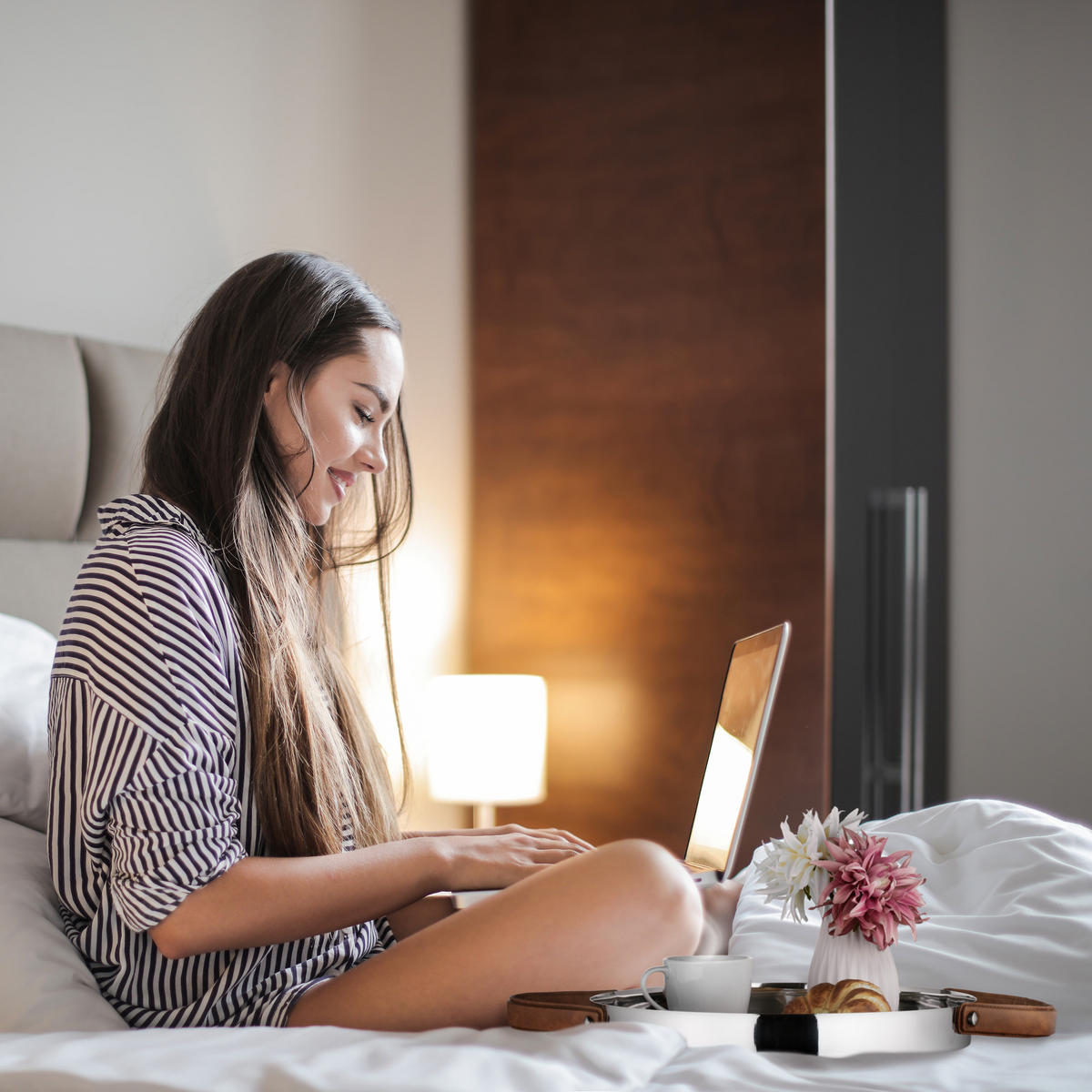 SERVIERTABLETT - Silberfarben, Kunststoff/Metall (50/4/35cm) - Relaxdays