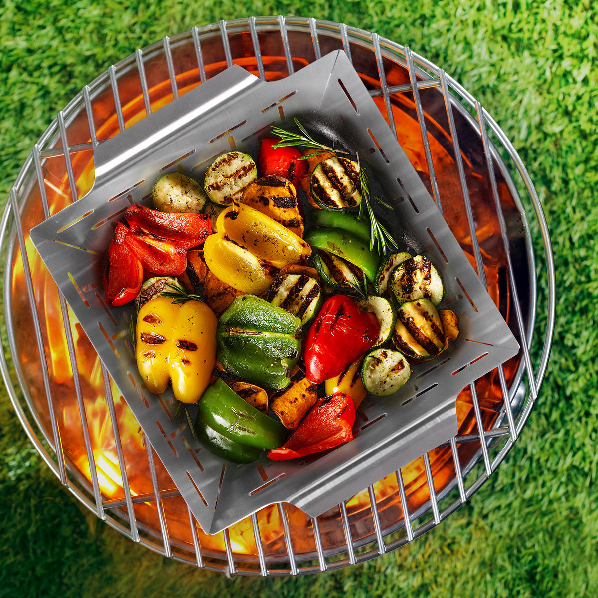 GRILLKORB AUS EDELSTAHL MIT 2 IN 1 BAMBUSBRETT - Edelstahlfarben, Metall (29.6/23.1/10.8cm) - Stoneline