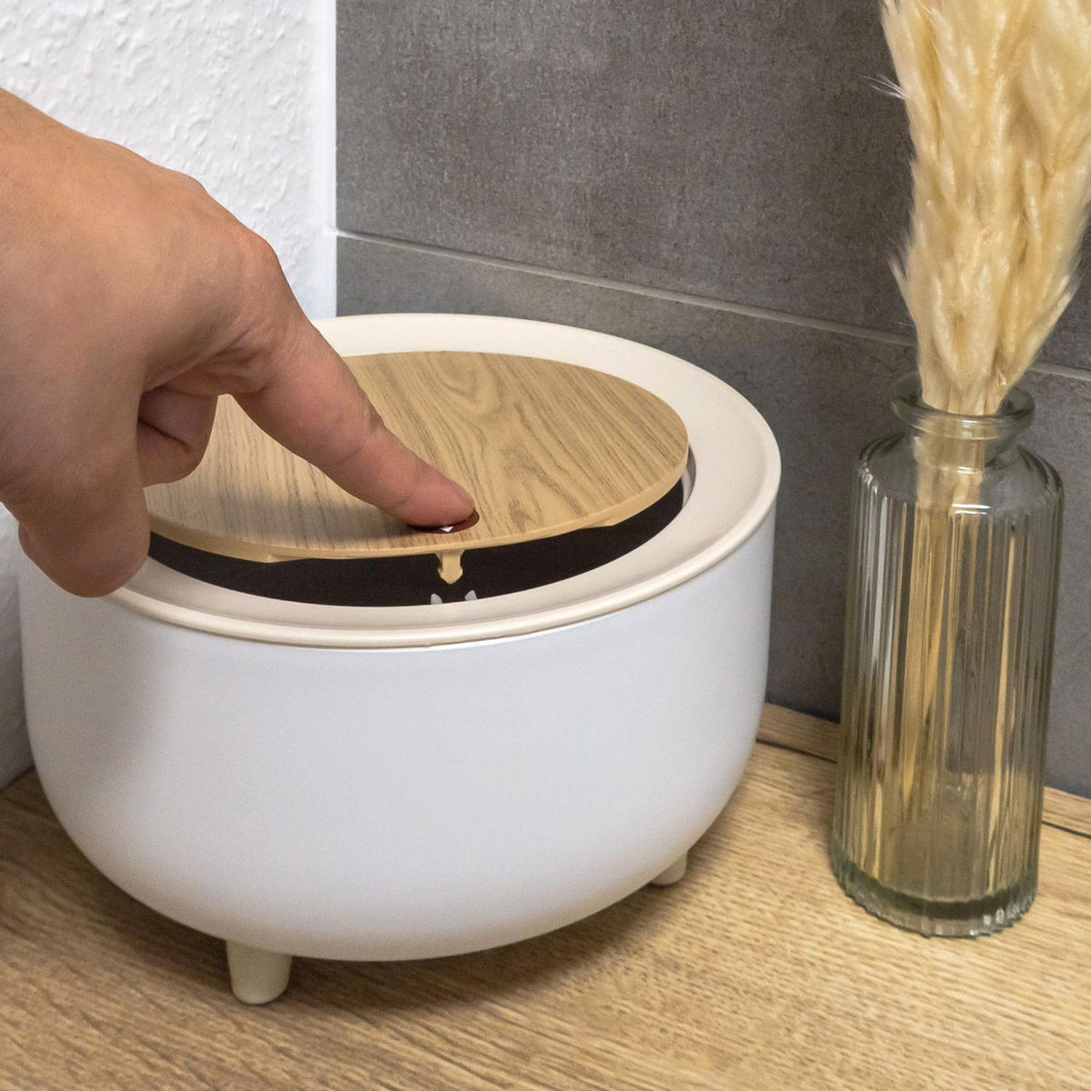 KOSMETIKEIMER mit Druckknopföffnung - Weiß, Kunststoff (19.3/10.7/19.3cm) - Intirilife