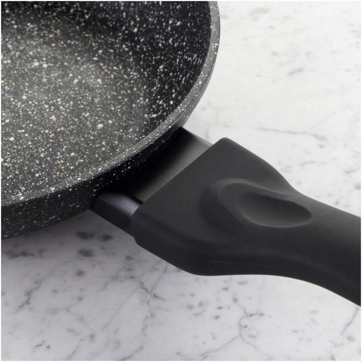 PFANNE Schwarz 35/24/4.5 cm TS1254 - Schwarz, Metall (24cm) - Tiross 