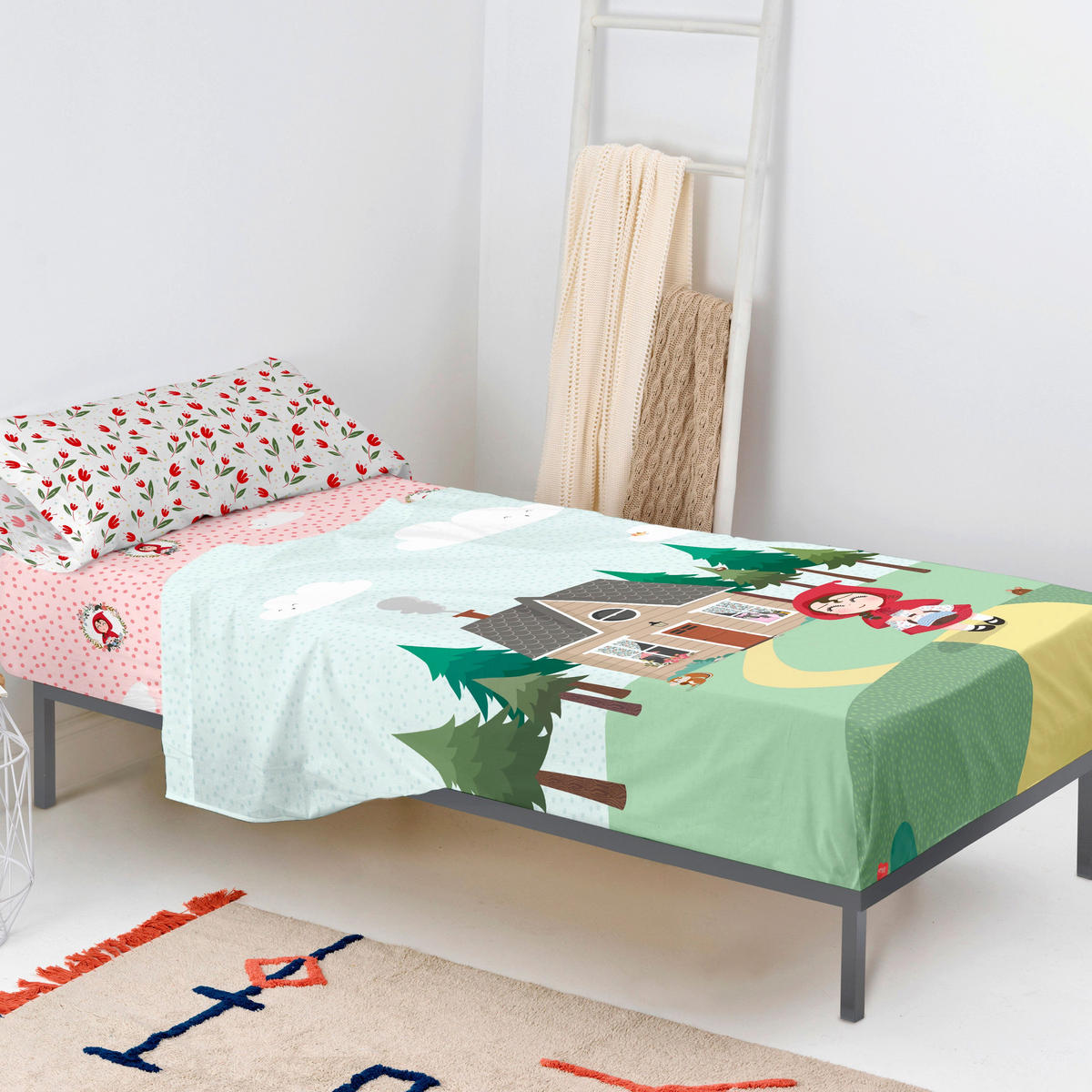 BETTWÄSCHE 2er-Set teiliges red riding hood 160x270 cm mehrfarbig - Multicolor, Textil (160/270cm) - Happy Friday