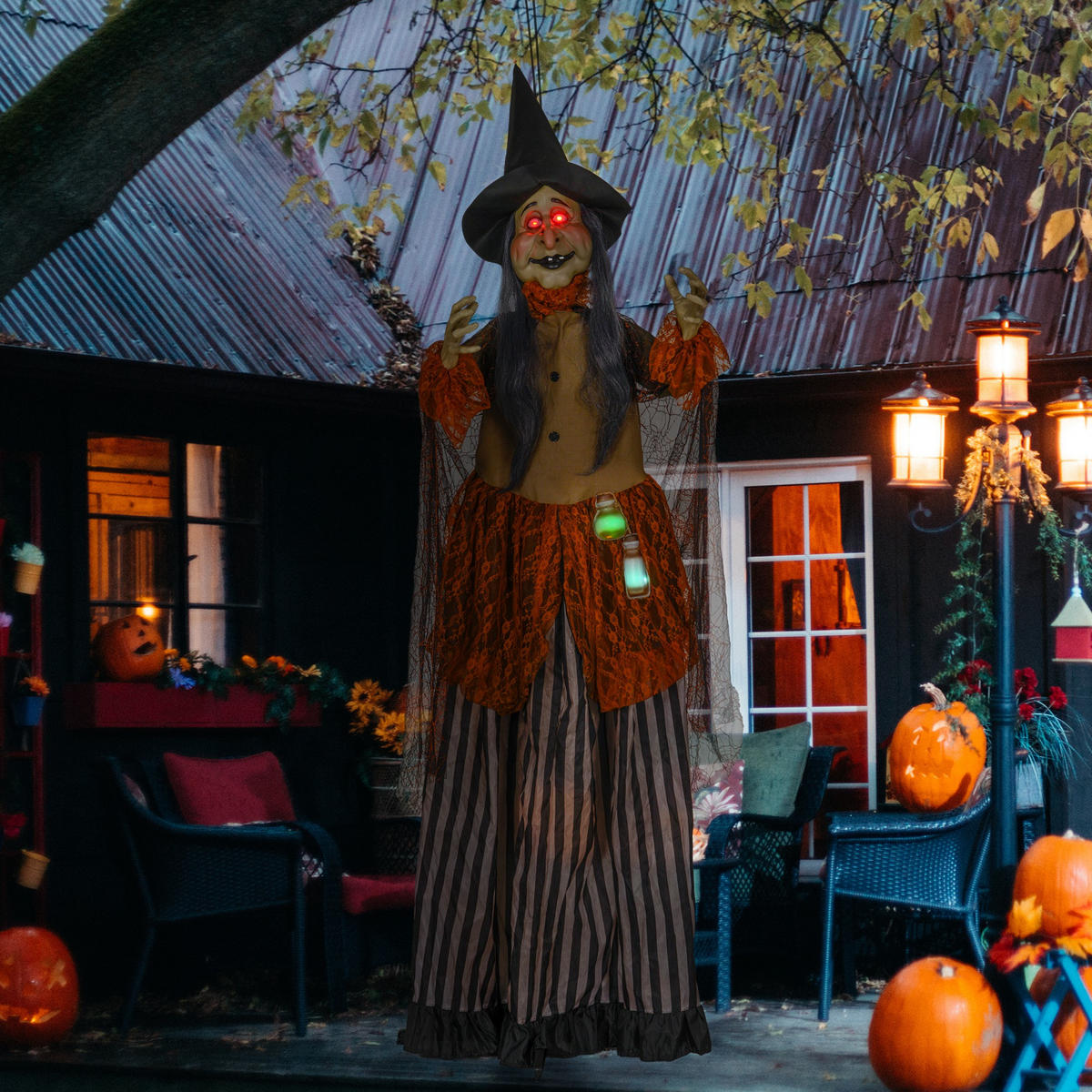 HALLOWEEN DECORATIONS 183cm Halloween-Hexe mit LED-Lichter, Soundfunktion - Schwarz, Kunststoff/Metall (60/183/18cm) - HOMCOM