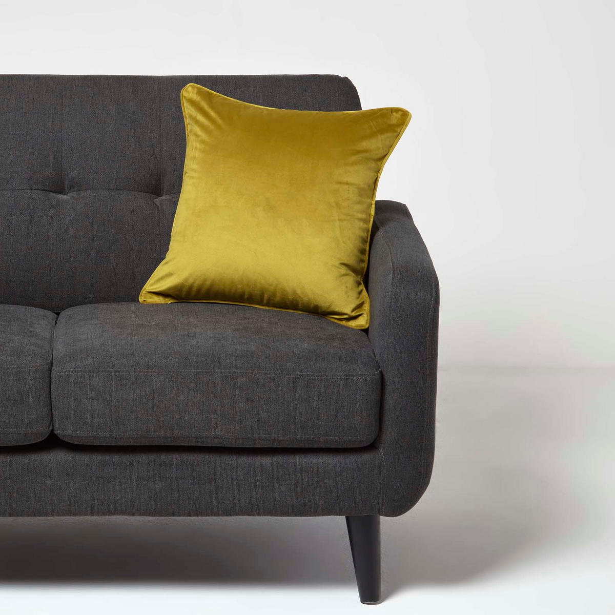 KISSENHÜLLE Samt mit Paspel – gold 46/46 cm - Goldfarben, Textil (46/46cm) - Homescapes