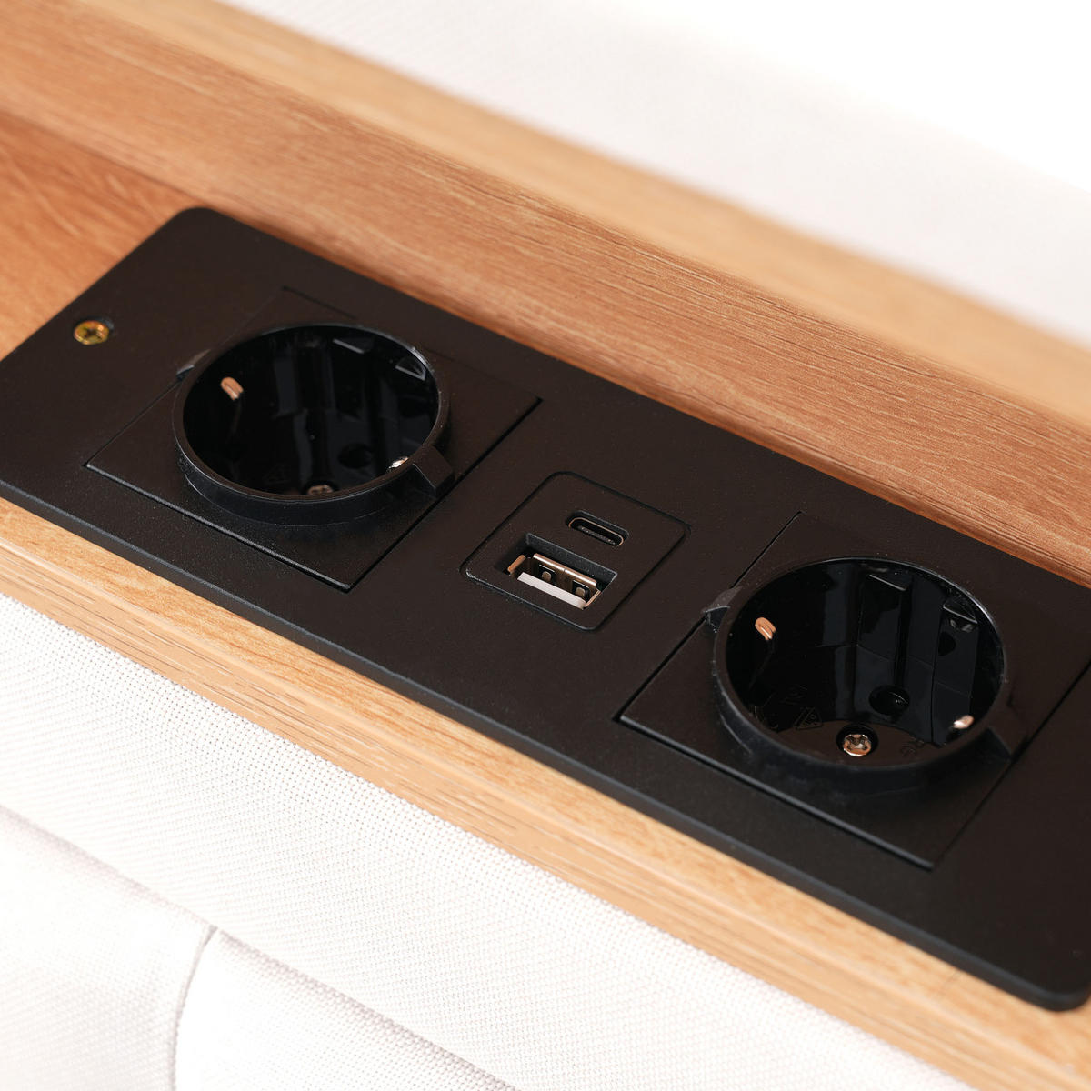 POLSTERBETT aus Leinen 140x200 cm in Beige mit USB/Typ-C & Steckdosen - Beige, Textil (140/200cm) - Modfu