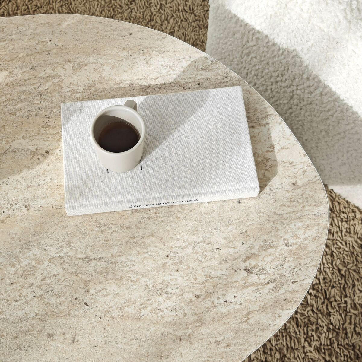 SOFFBORD med organiskt formad skiva och breda ben, 100 cm långt - ROCK - Beige, Träbaserade material (66/60/35cm) - Calicosy