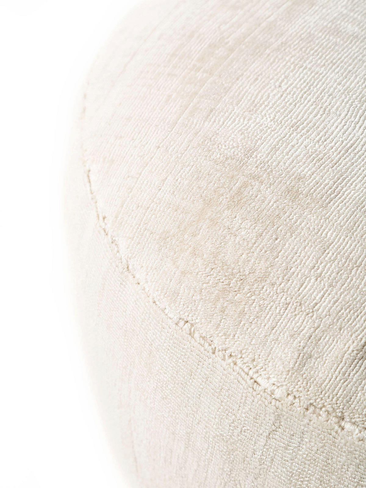 POUF Nova Cream 55x55x30 cm - Creme, Textil (55/30/55cm) - benuta Pure