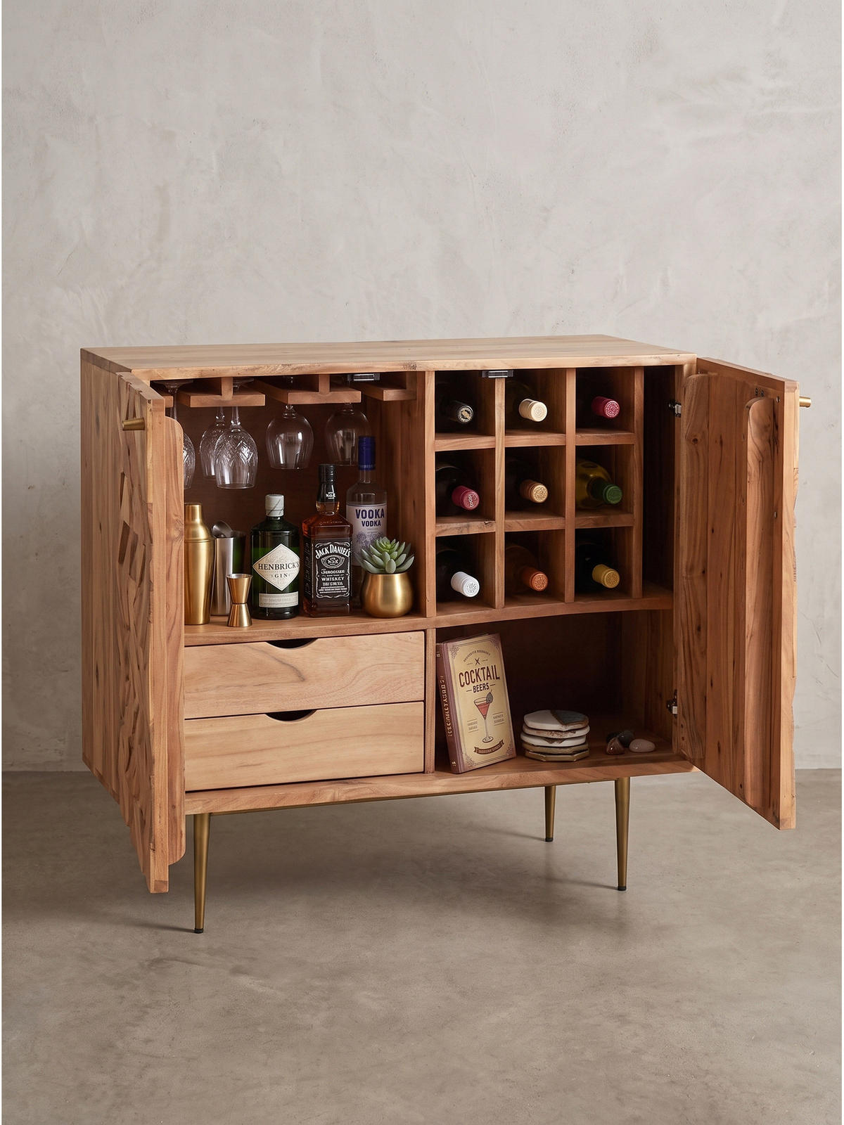 HAUSBAR MERTOLA, Akazie Massivholz, mit Holzstruktur, 90 x 45 x 78 cm - Goldfarben/Akaziefarben, Holz/Metall (90/78/45cm) - KADIMA DESIGN