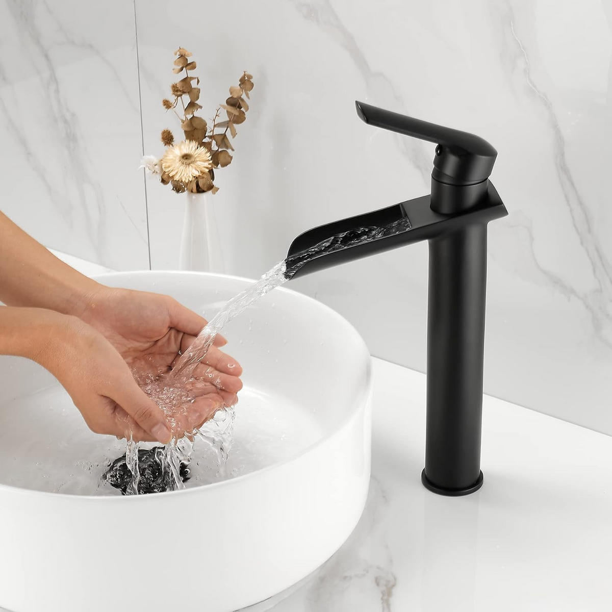 WASCHBECKENARMATUR mit Wasserfallauslauf, hohe Einhebelmischer, Messing schwarz matt - Schwarz, Metall (5/30/14cm) - TVTIUO