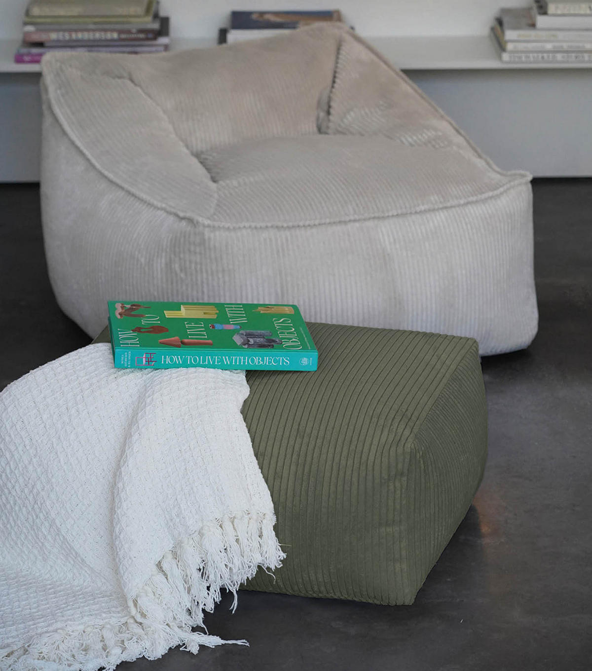 POUF Der Ruhestifter - Grün, Textil (65/35/55cm) - Mokebo