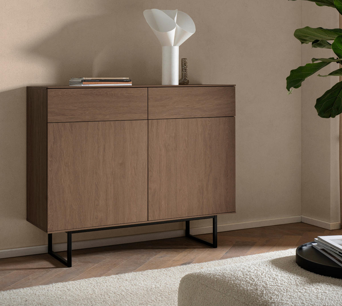 KOMMODE in Nussbaum 115 x 98 cm, Sideboard mit Push-to-Open - Nussbaumfarben/Schwarz, Holzwerkstoff/Metall (115/98/40cm) - Furn.Design