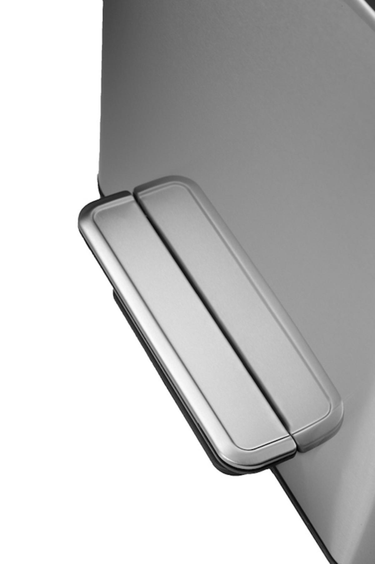MÜLLEIMER Rechteckiger Aus Gebürstetem Edelstahl Mit Soft Close Deckel & Handlichen Kunststoffgriffen 30 Liter 49,2 x 40,4 x 32,1 cm Silber - Silberfarben, Metall (40.4/49.2/32.1cm) - PROREGAL