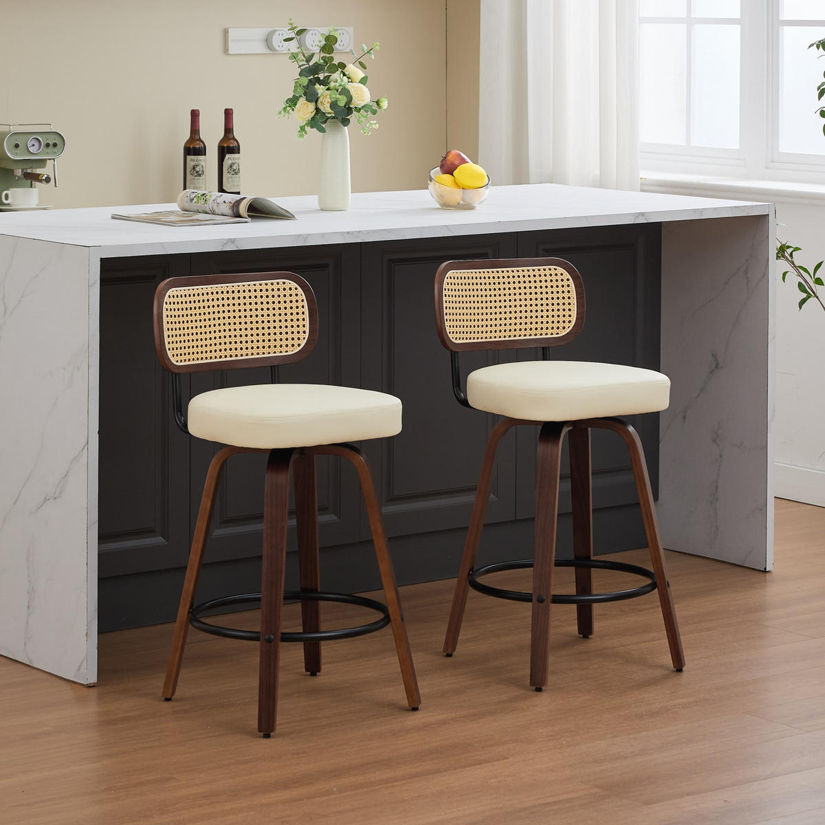 BARHOCKER 2er-Set Beige mit Rattan-Rückenlehne und 360° Drehfunktion - Beige, Leder (56/90/43cm) - PANGIVO