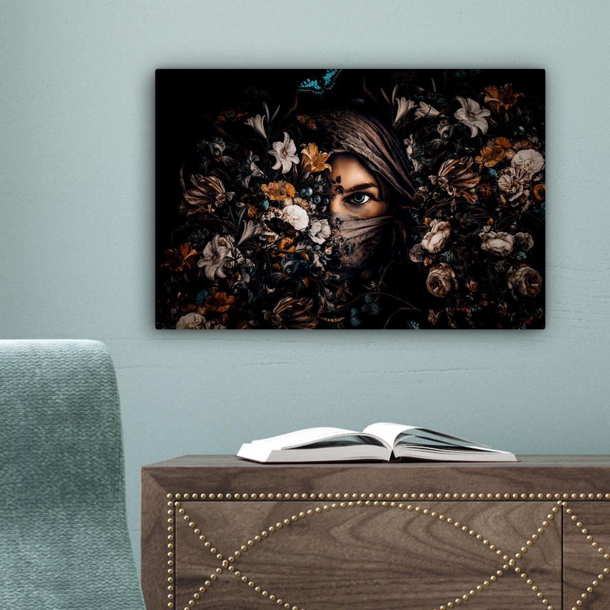 LEINWANDBILD Frau - Luxus - Blumen - Schmetterling - Porträt Deko Schlafzimmer 30x20 cm - Schwarz, Textil (30/20cm) - MuchoWow