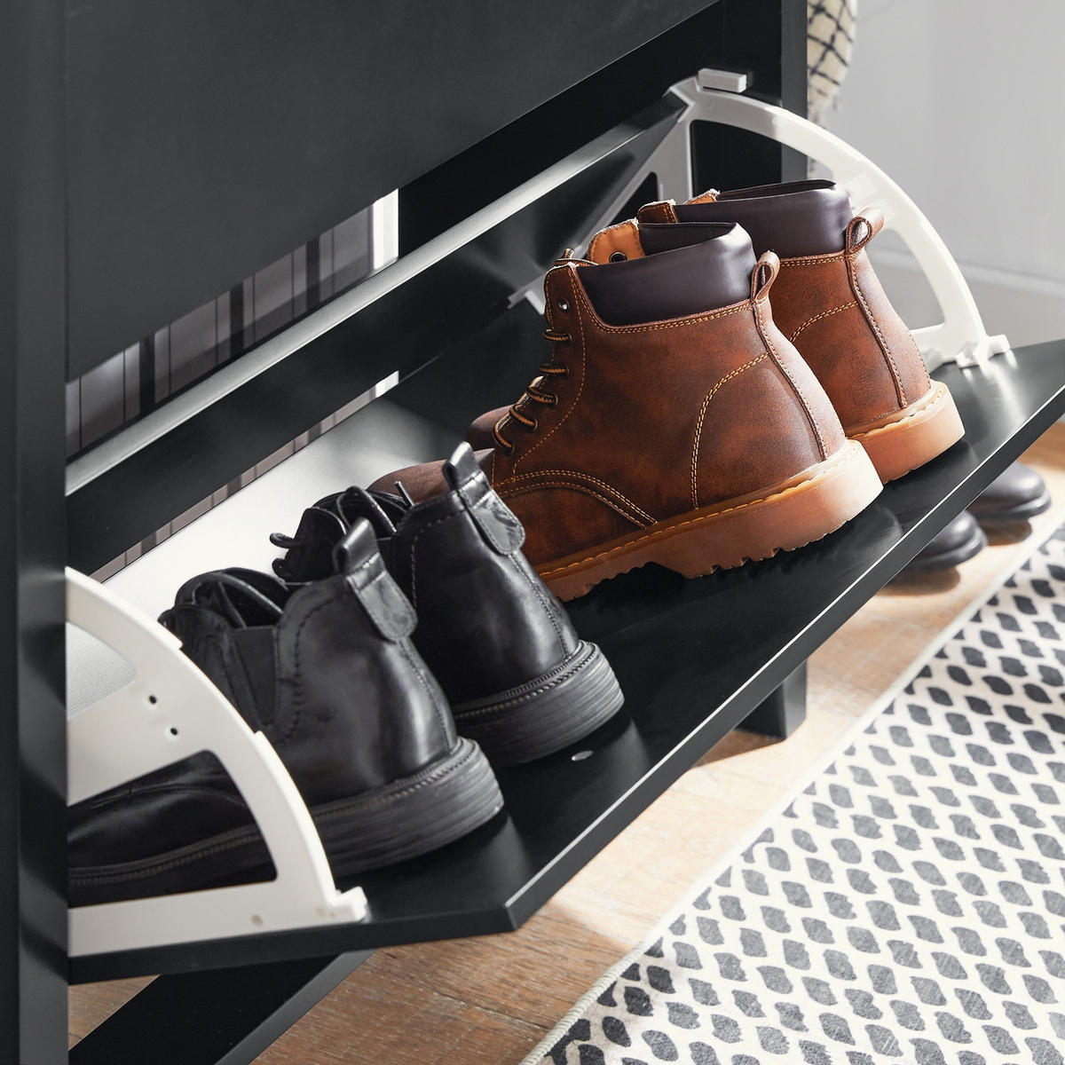 SCHUHSCHRANK Schwarz - Schwarz, Holzwerkstoff (80/108/25cm) - SoBuy