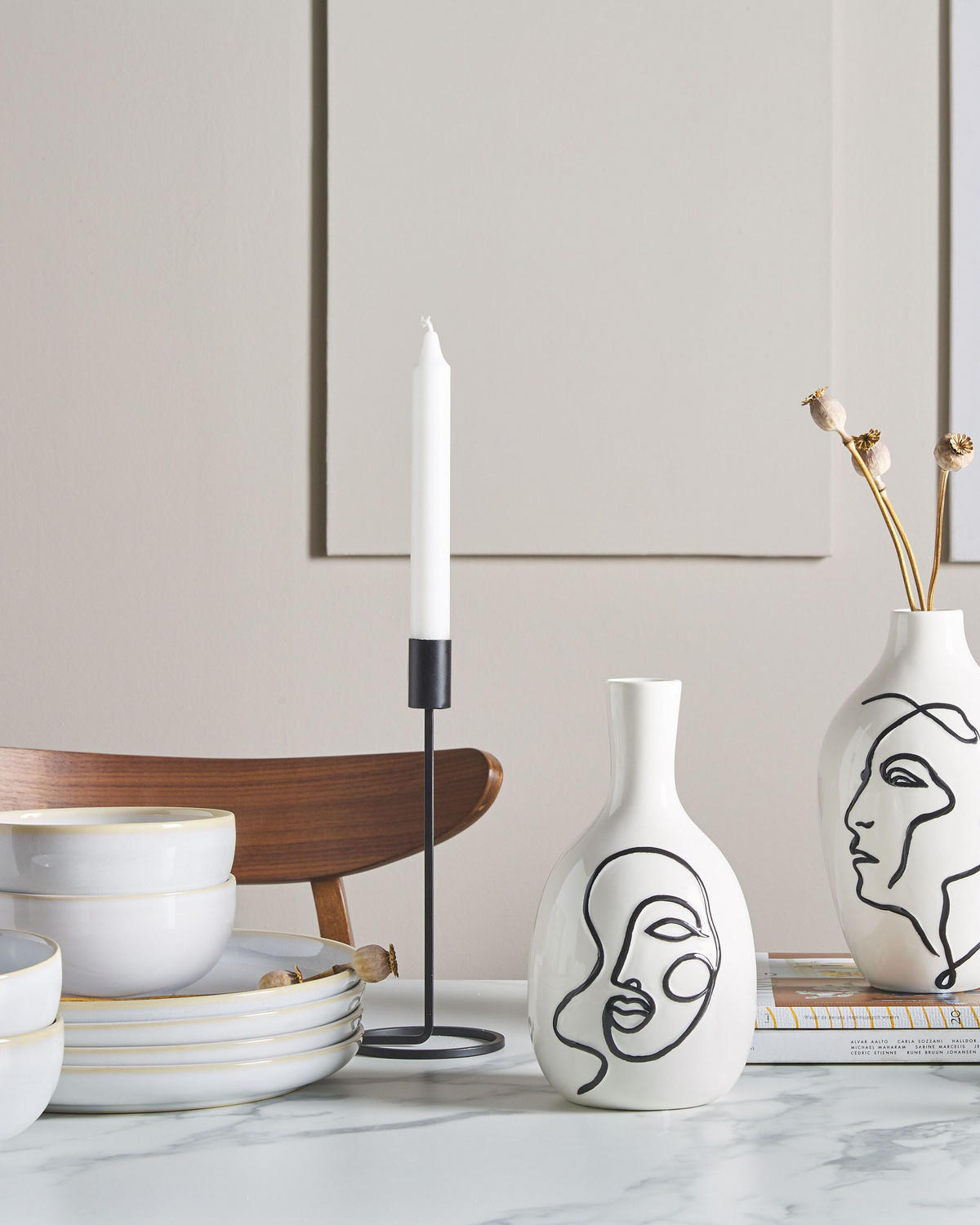 BLUMENVASE Steinzeug weiß Akrai - Weiß, Stein (23cm) - Beliani