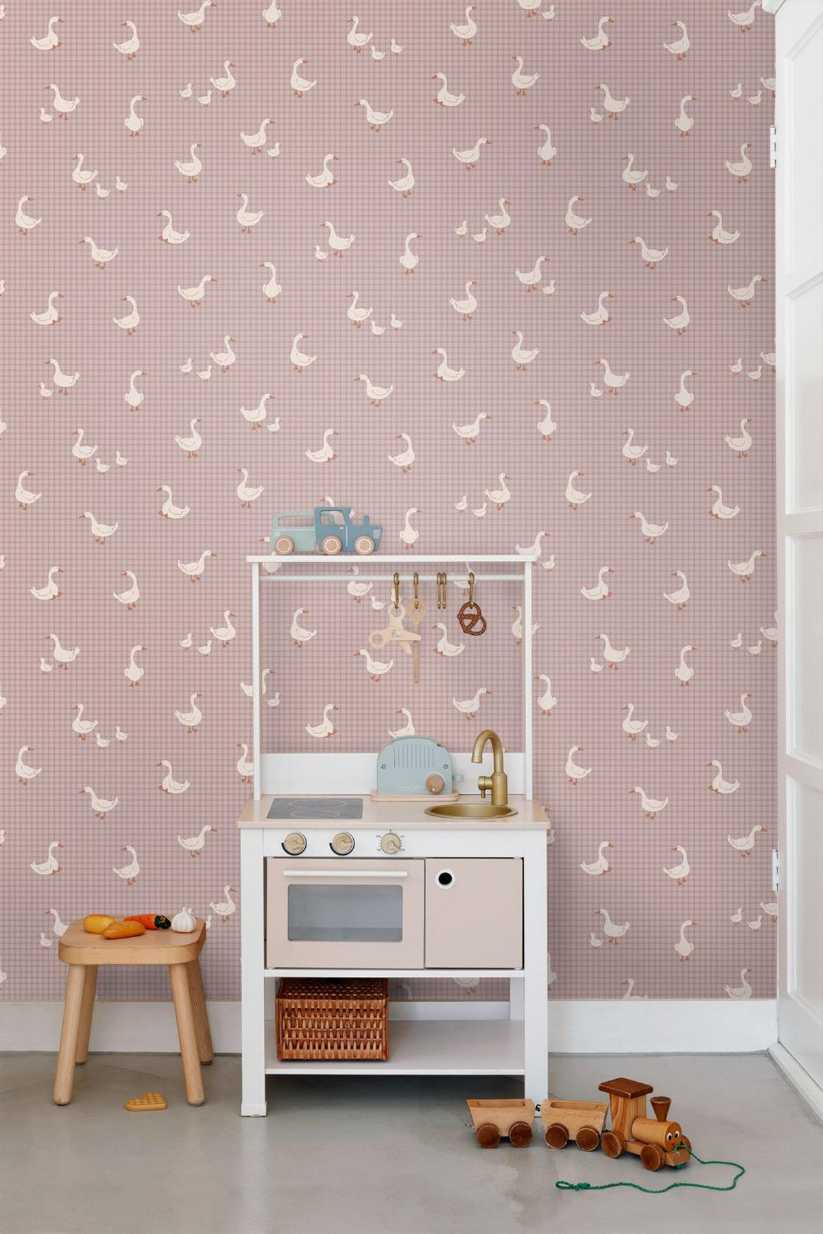 TAPETE Gänsen 50 x 900 cm - Lila, Papier (50/0.1cm) - ESTAhome