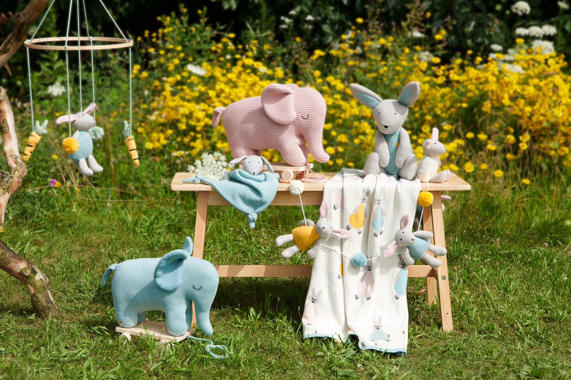 Geschenke zur Geburt XXXLutz Babytisch