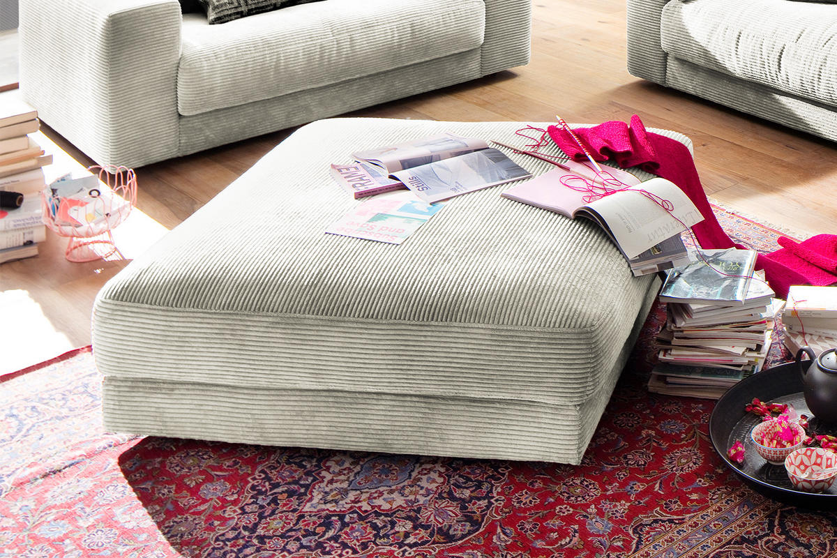 BIG HOCKER MADELINE Cremeweiß Cord - Creme, Textil (120/43/120cm) - KAWOLA