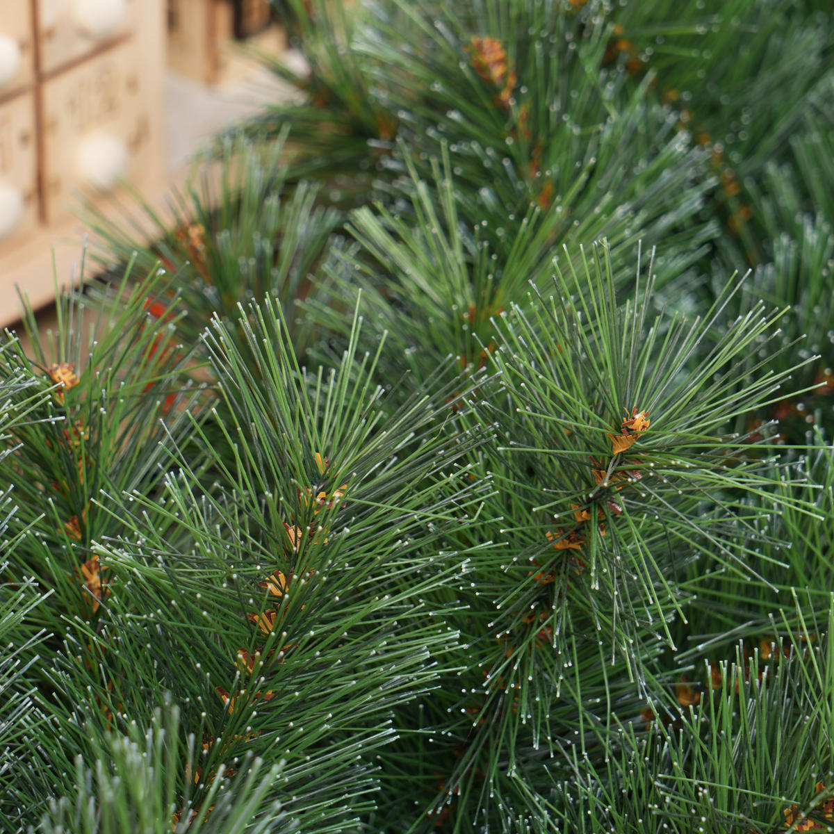 1,8 m künstliche Weihnachtsgirlande Blumendekoration mit 160 Spitzen Grün - Grün, Kunststoff/Metall (180cm) - HOMCOM