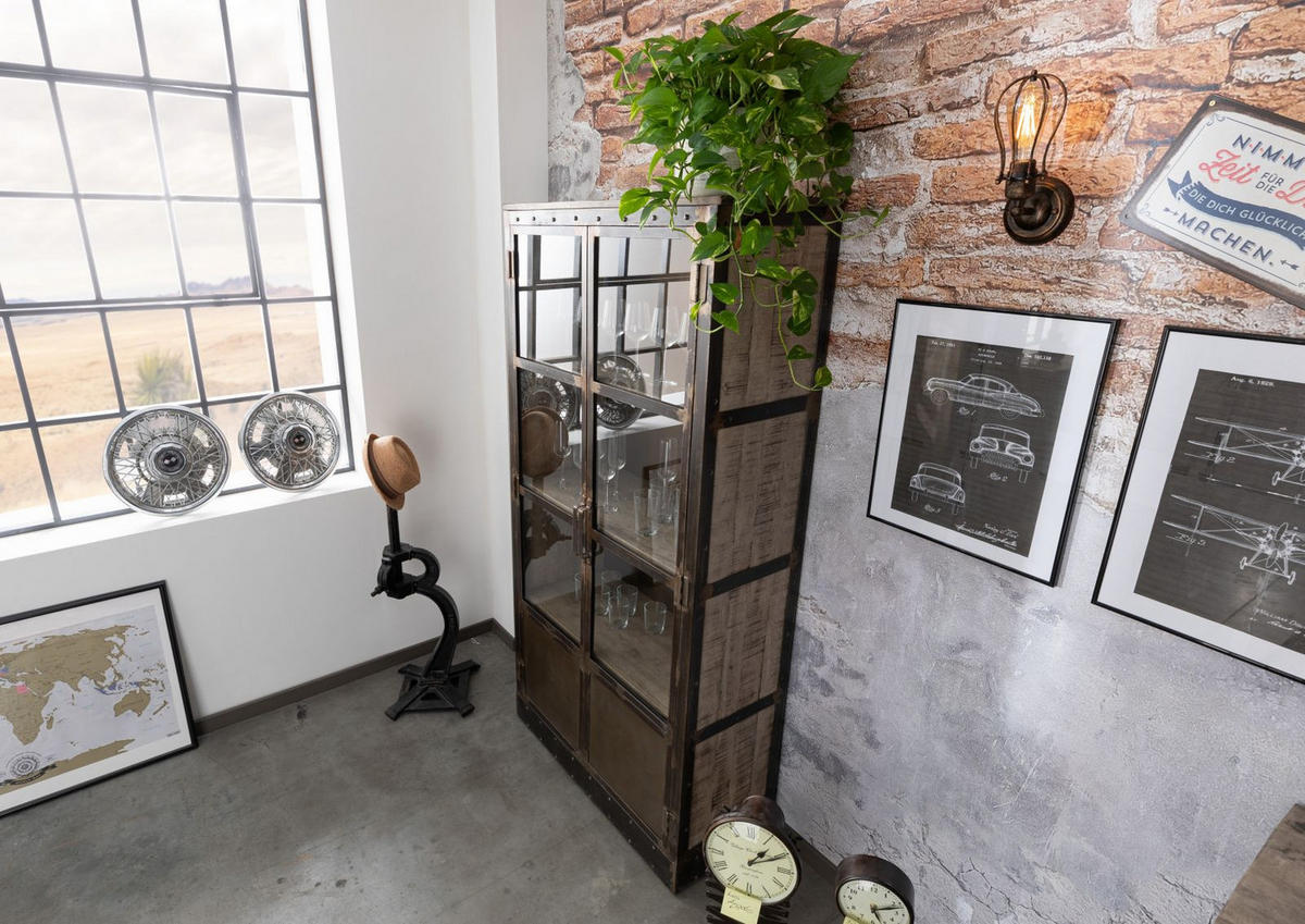 VITRINE Mango 92x40x185 braun lackiert HEAVY INDUSTRY #243 - Braun, Holz (92/185/40cm) - Massivmoebel24