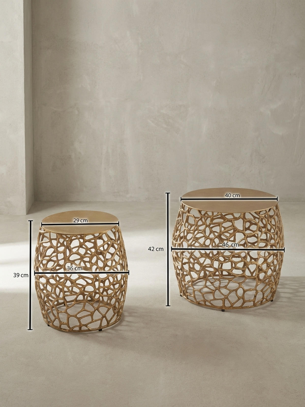 SATZTISCH Set – 2-teilig Aluminium Gold handgefertigt Aststruktur - Goldfarben, Metall (46/46/42cm) - KADIMA DESIGN