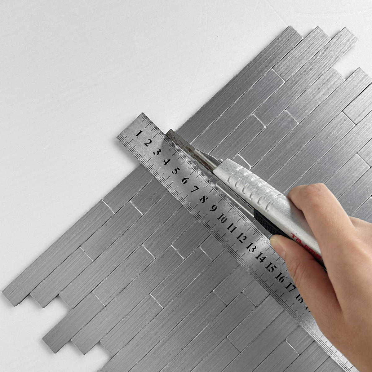 FLIESENAUFKLEBER 1 Stück 29,8 x 30,2 cm Selbstklebende Fliesen - Cocco Argento - Graphitfarben/Grau, Kunststoff (30.2/0.4/29.8cm) - Mazovia