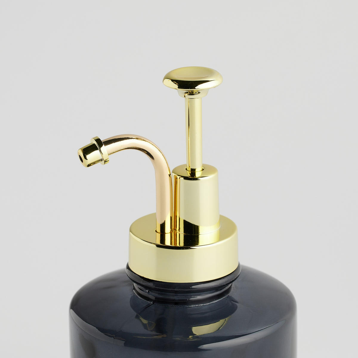 BADSPENDER Tahir - Schwarz, Glas (8.4/16.2/8.4cm) - home&you