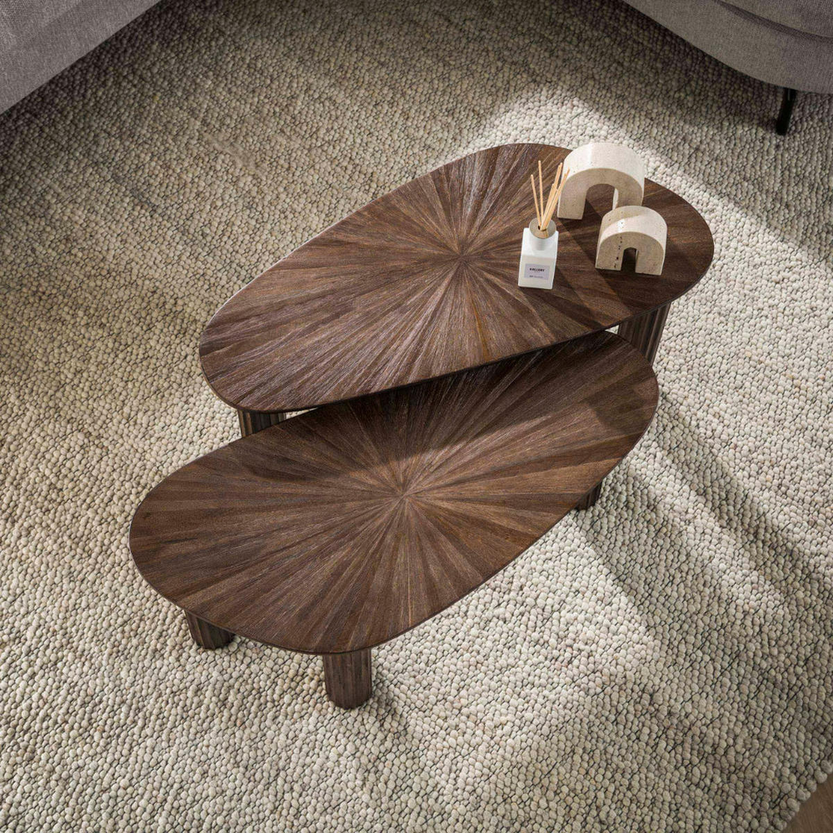 COUCHTISCH-SET LUSSO FLOW Organische Satztische in dunklem Teak - Braun, Holz (39/84/43cm) - alesvelt