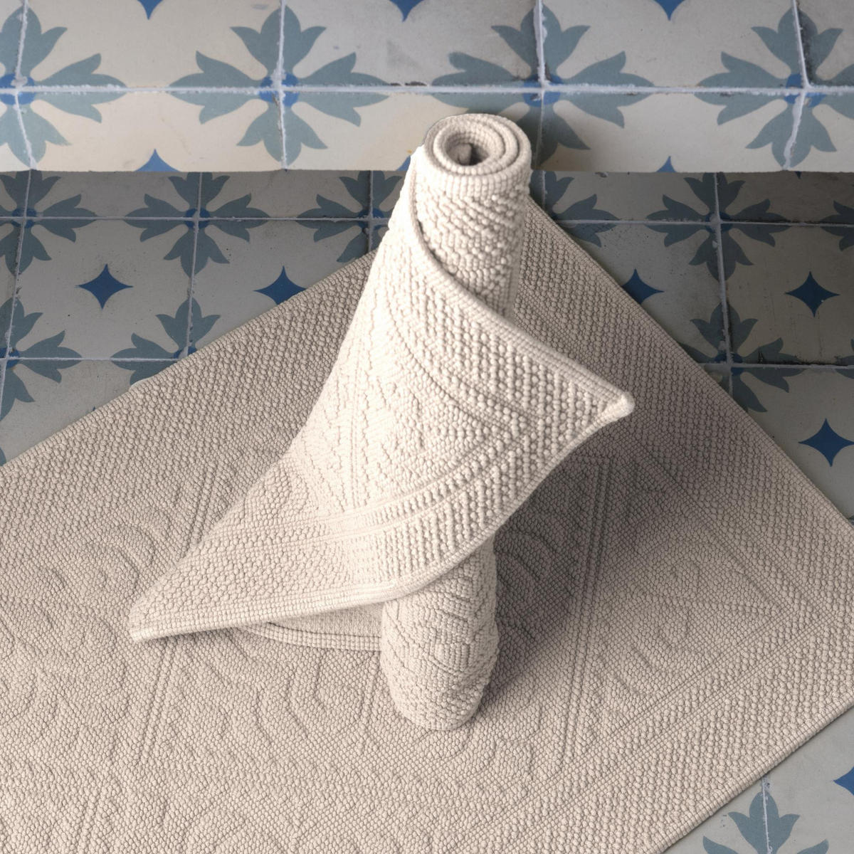 BADEMATTE Enzo kreide 54 x 110 cm - Creme, Textil (54/110cm) - Vivaraise