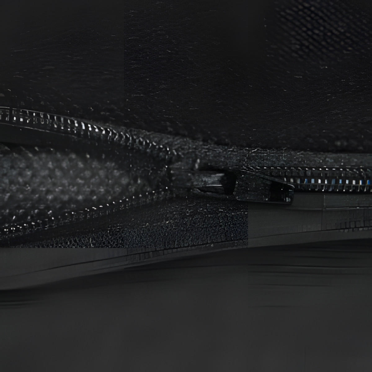 SITZKEILKISSEN BeauErgo 37/33,5 cm Scharz - Schwarz, Textil (37/33/7cm) - Beautissu 