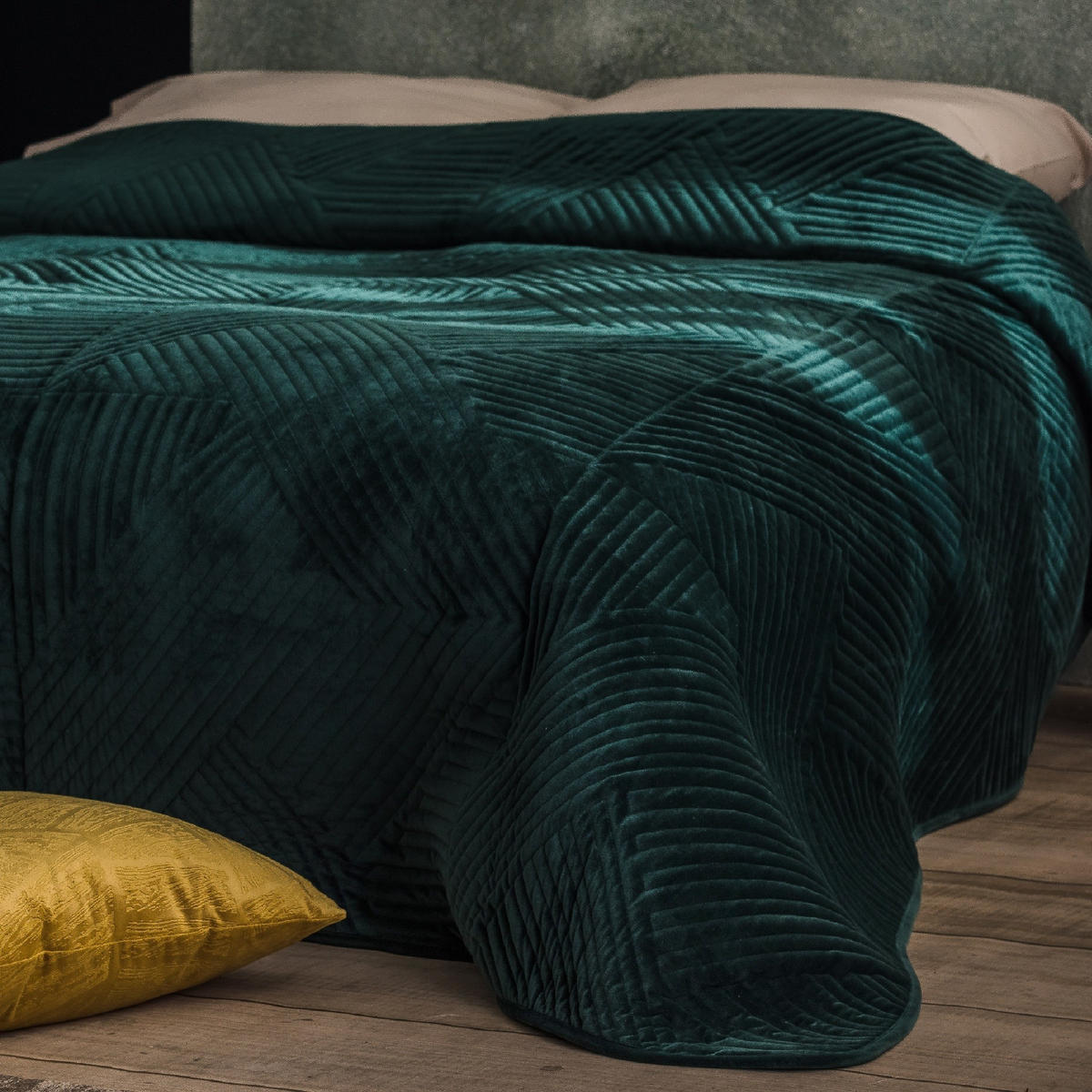 TAGESDECKE Minister - Dunkelgrün, Textil (200/220cm) - home&you