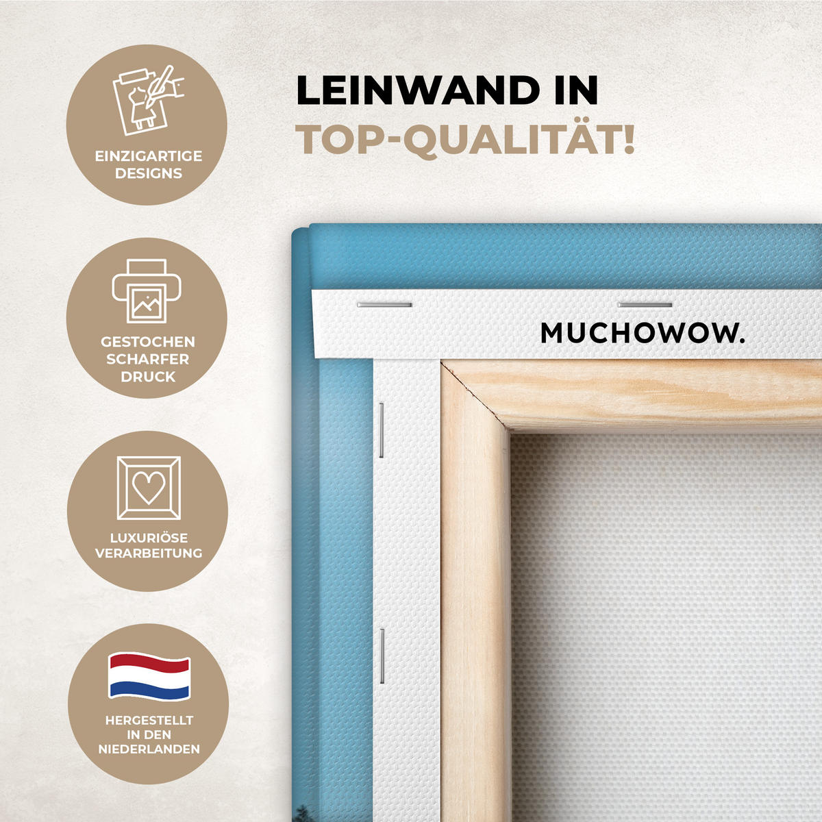 LEINWANDBILD Winterlandschaft - Natur - Haus - Berge - Schnee 90x90 cm - Hellblau, Textil (90/90cm) - MuchoWow