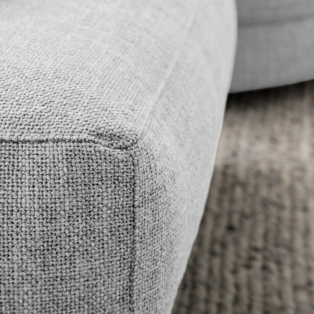 POLSTERHOCKER - Hellgrau/Schwarz, Kunststoff/Textil (105/38/117cm) - home24