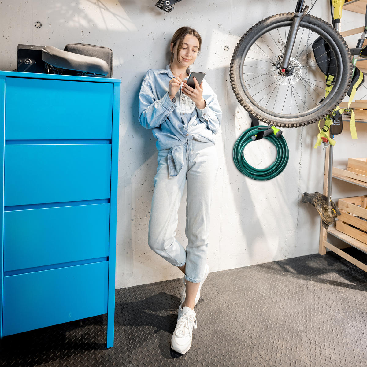 2xSCHLAUCHHALTER - Schwarz, Metall (9/23/9cm) - Relaxdays